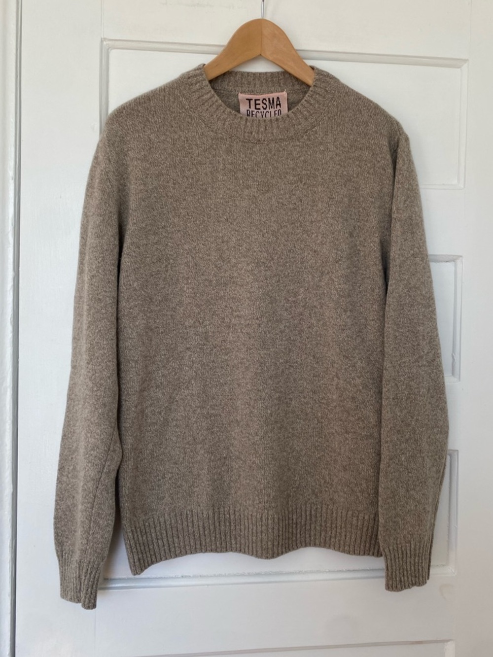 Tesma recycled cashmere crew neck sweater in oatmeal